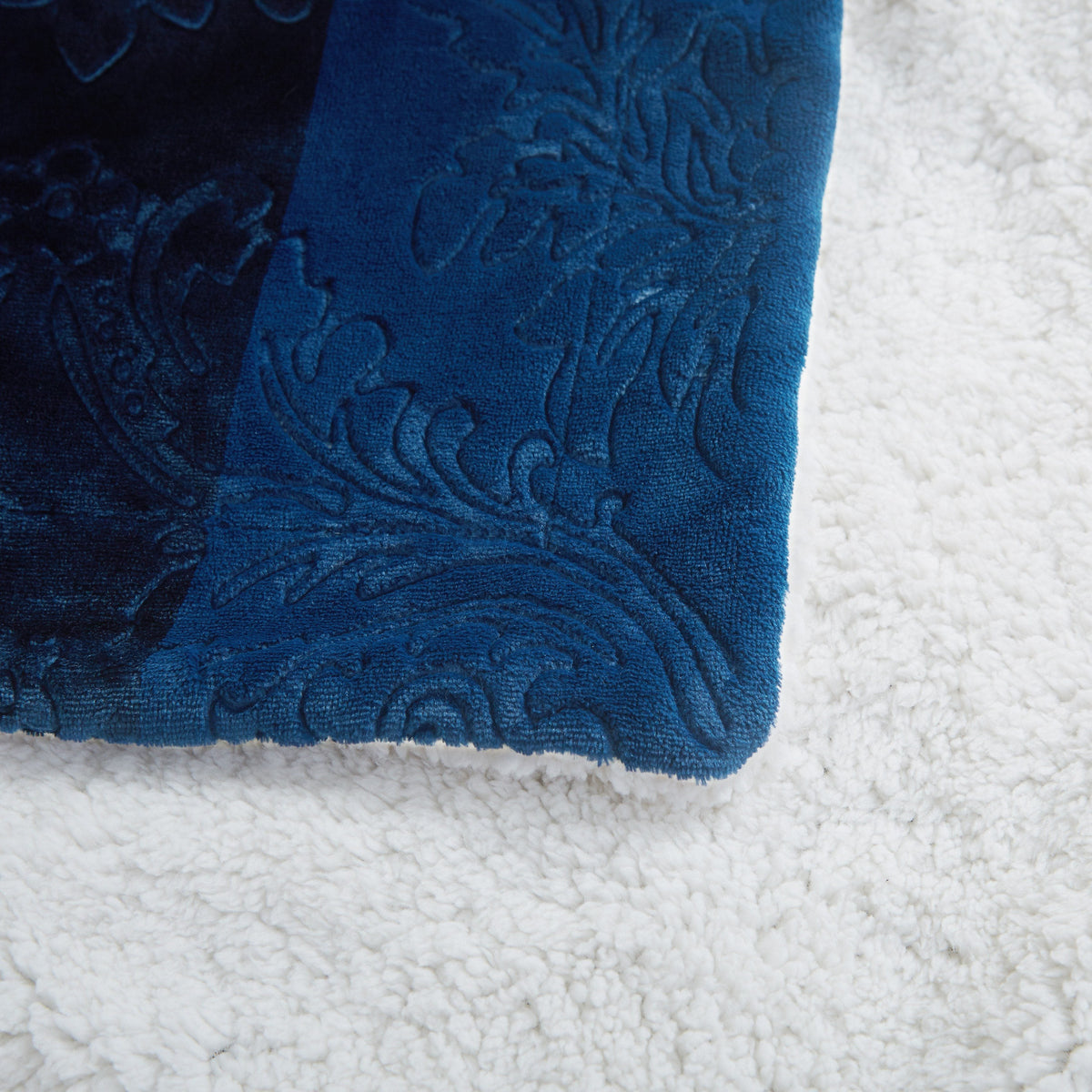 Cozy Night Blue Sherpa Throw Blanket